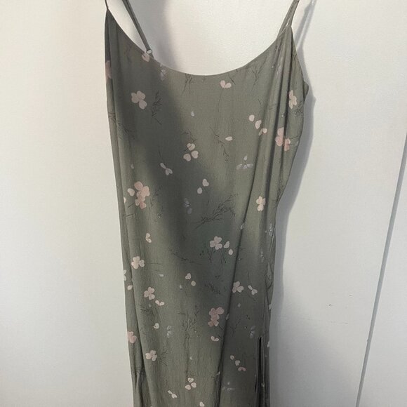 Wilfred Green Floral Dress with Side Slit and Zipper, Size 00 - Picture 1 of 7